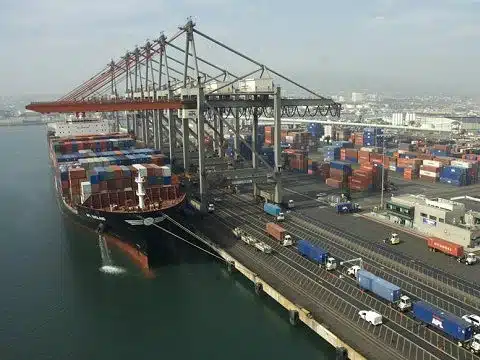 container boat