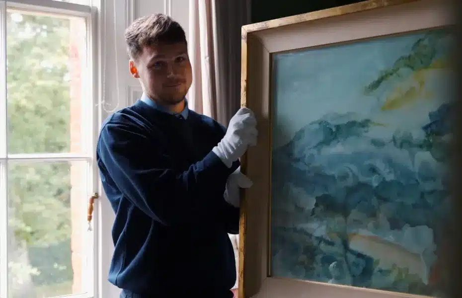 How we move paintings